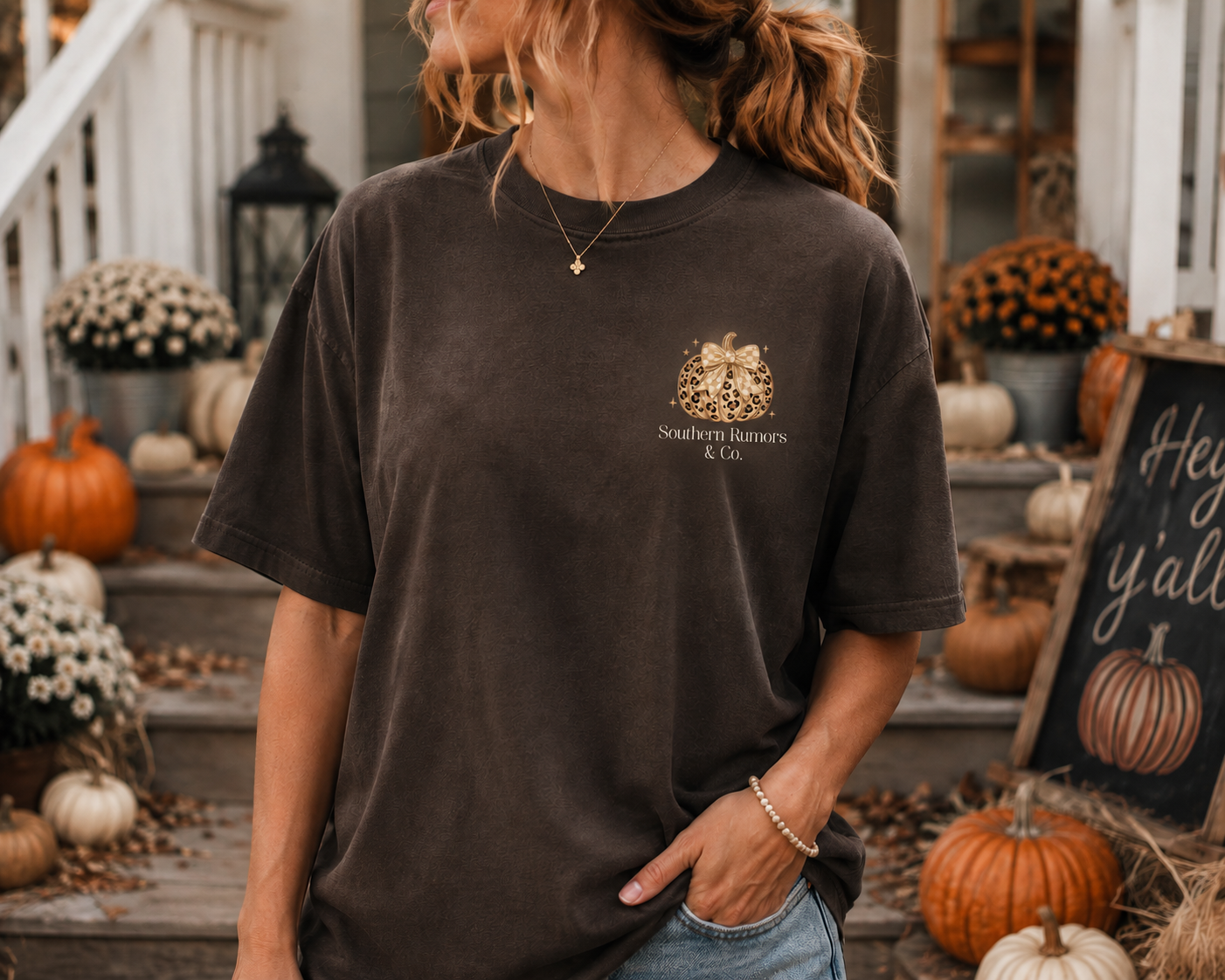 Pumpkins & Bows - Short Sleeve Tee